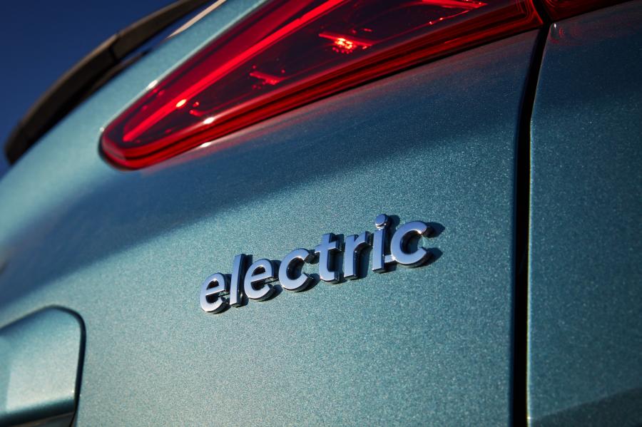 Логотип Hyundai Kona Electric (OS) 2019 года  (AU) (фото 15 из 40)